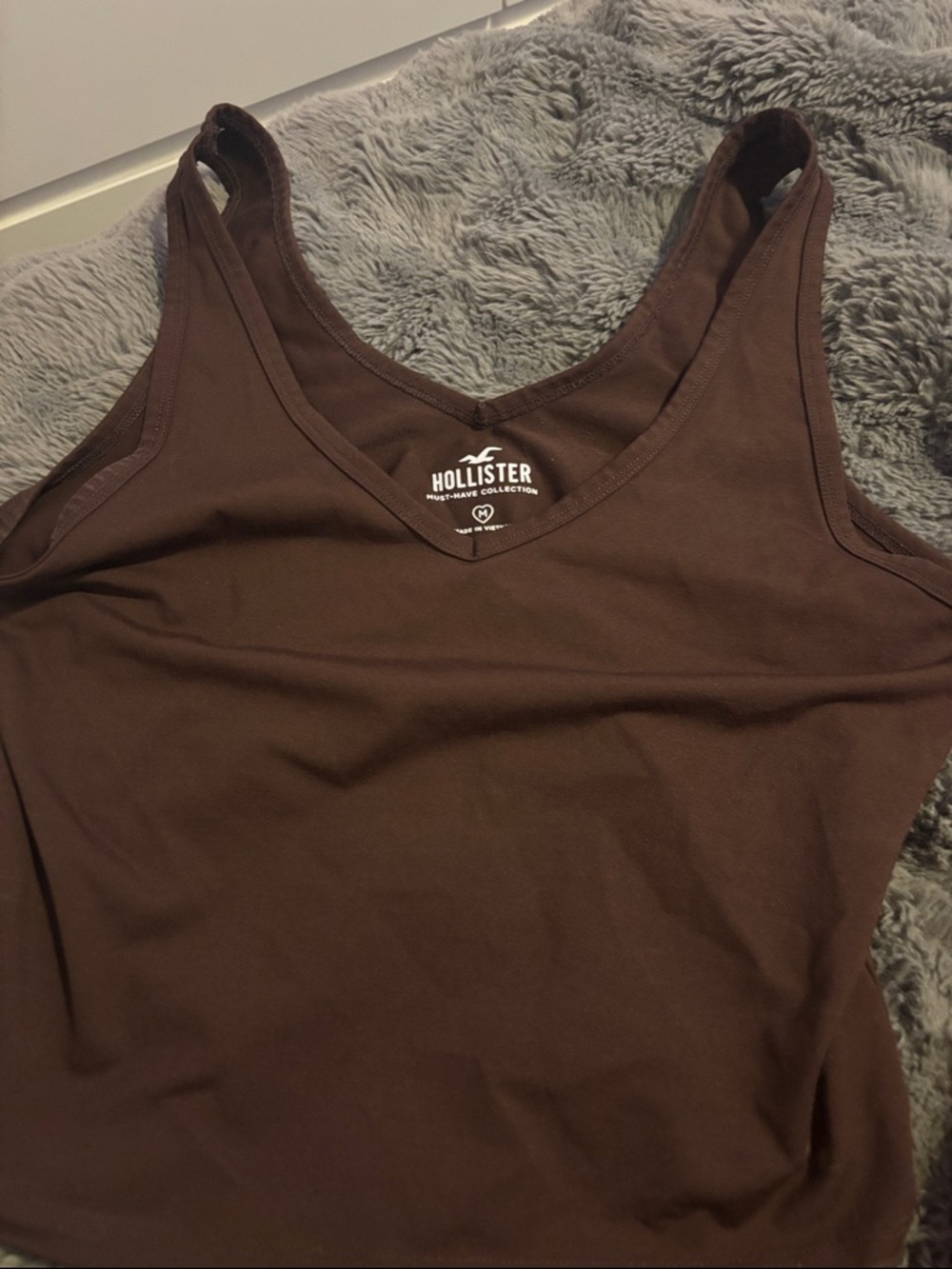 Hollister Women's Chocolate Brown V-Neck Tank